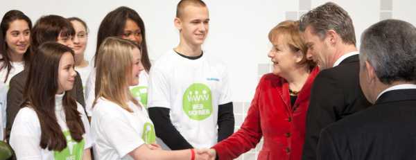 Bundeskanzlerin Merkel gratuliert Talentmobil